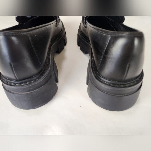 No Boundaries Chunky Heel Black Lug Slip On Loafers w/Chain Detail size 9 - Picture 9 of 11